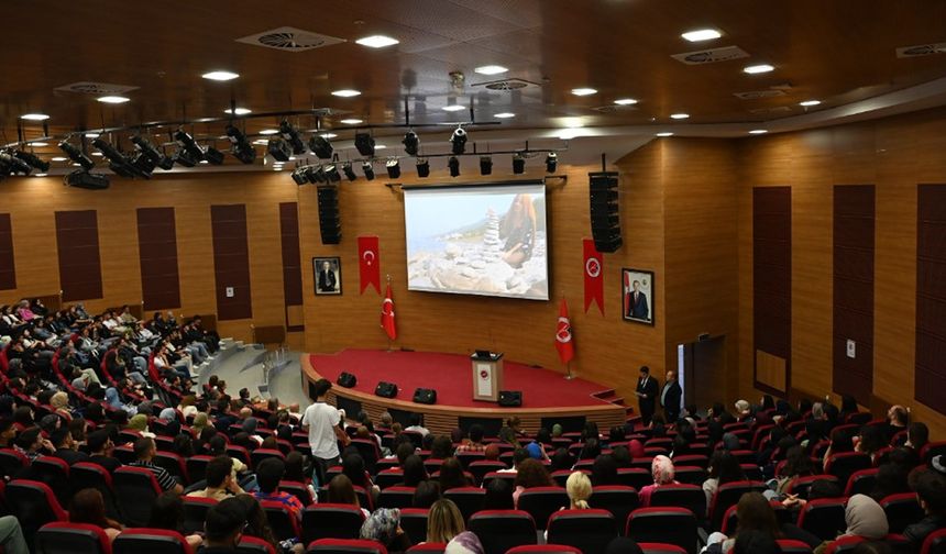 KASTAMONU ÜNİVERSİTESİNDE ÖĞRENCİLERE ORYANTASYON PRGRAMI