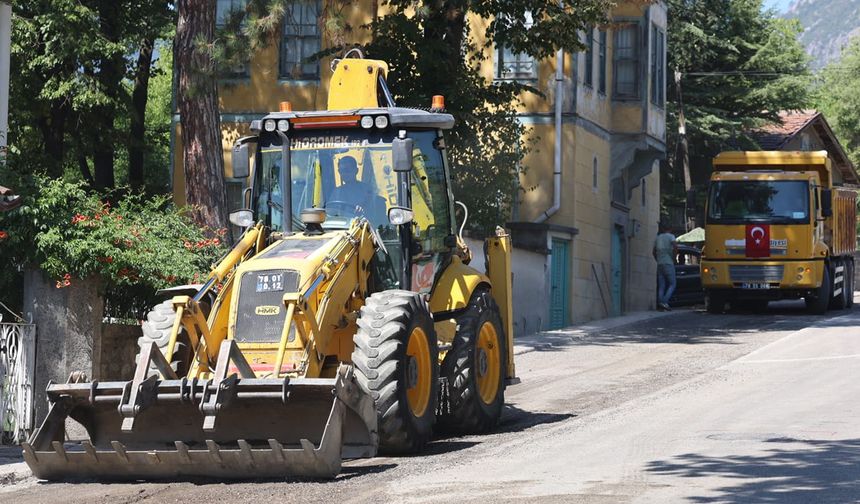 SAFRANBOLU BELEDİYESİ  ASFALT ÇALIŞMALARI SÜRÜYOR
