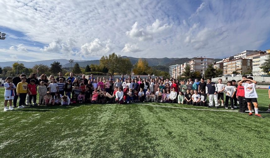 GENÇLİK VE SPOR FESTİVALİ COŞKUYLA KUTLANDI