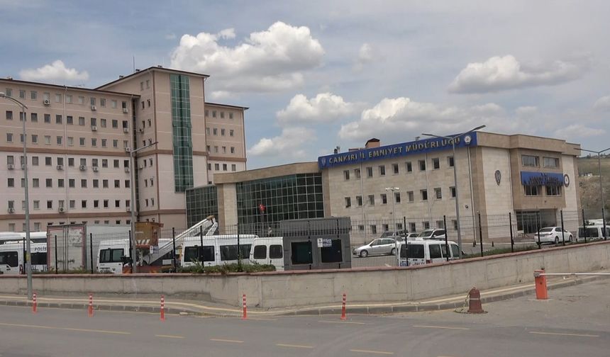 ÇANKIRI'DA ARANAN 50 KİŞİ JANDARMA VE POLİS EKİPLERİ TARAFINDAN YAKALANDI