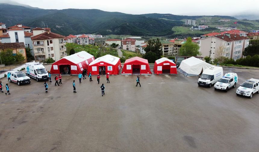 KARABÜK UMKE AFETLERE KARŞI YENİ SAHRA HASTANESİNİ KURDU