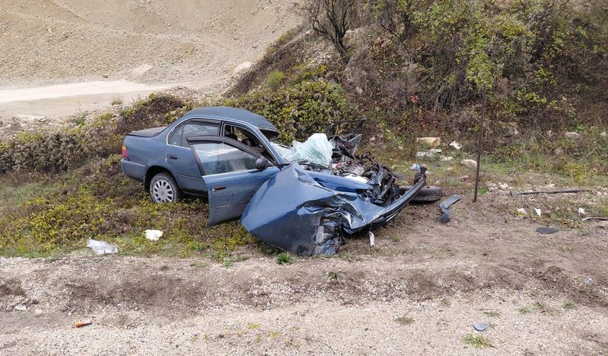 MUDURNU-TAŞKESTİ KARA YOLUNDA KAZA 1 ÖLÜ 1 YARALI