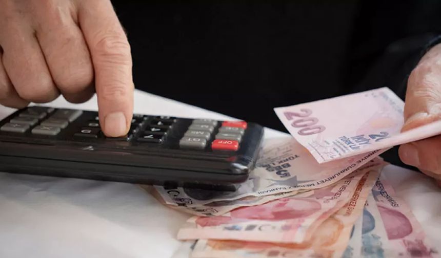 EN DÜŞÜK EMEKLİ MAAŞI BELİRLENDİ!