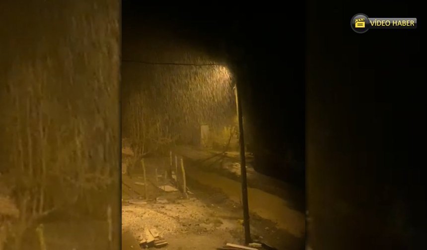 EFLANİ'DE KAR SÜRPRİZİ