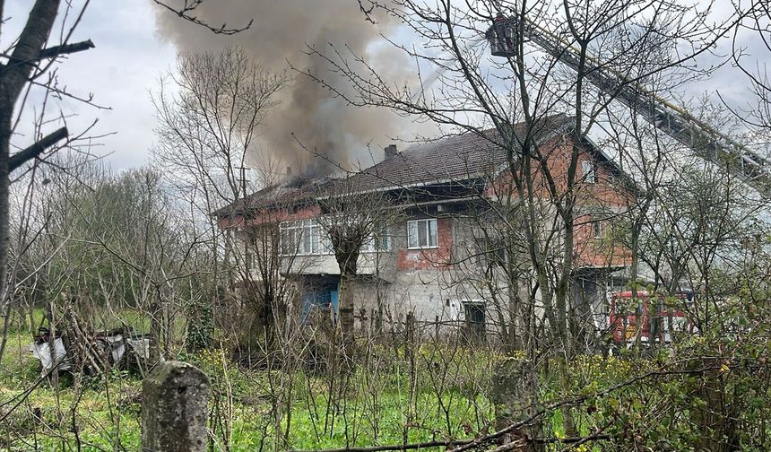 ÇAYCUMA'DA YANGIN SONRASI KORKUTAN PATLAMA