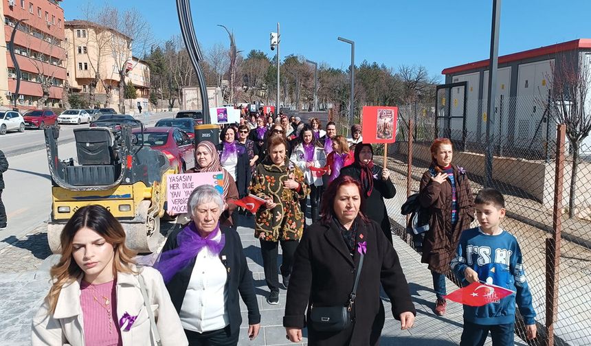 KARABÜK'TE 8 MART YÜRÜYÜŞÜ