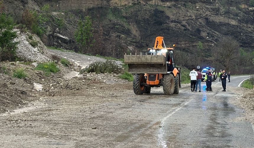 KARABÜK-OVACIK YOLU ULAŞIMA AÇILDI