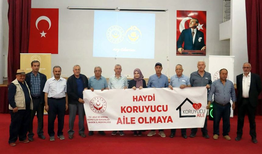 OVACIK'TA SOSYAL RİSK HARİTALARI ÇALIŞMALARI İÇİN MUHTARLARLA TOPLANILDI