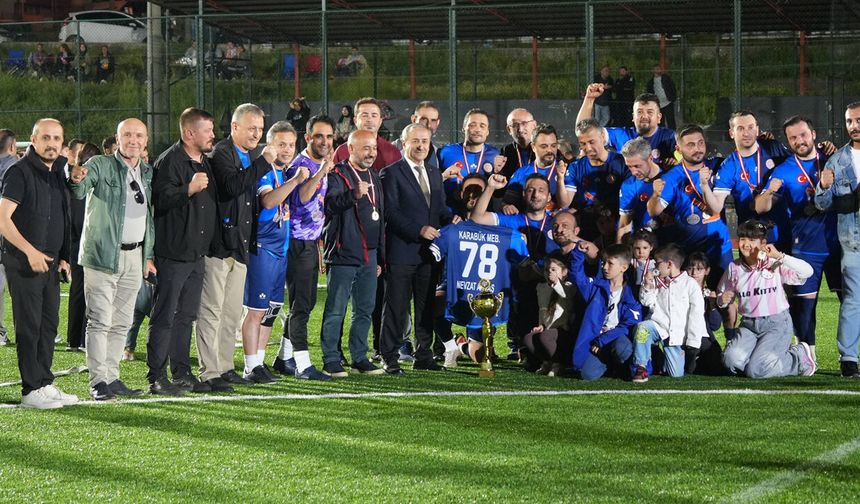 KURUMLAR ARASI FUTBOL TURNUVASI ŞAMPİYONU BELLİ OLDU