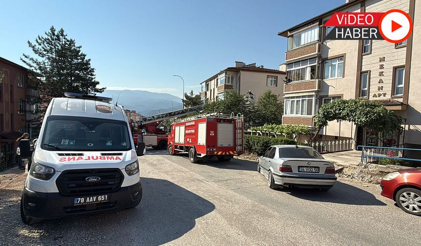 GENÇ ÇOCUK EVİNİN BALKONUNDA ÖLÜ BULUNDU