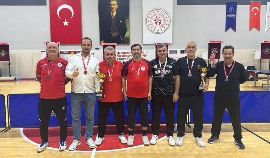 MASA TENİSİNDE KARABÜK’ÜN ŞAMPİYONU KBÜ OLDU
