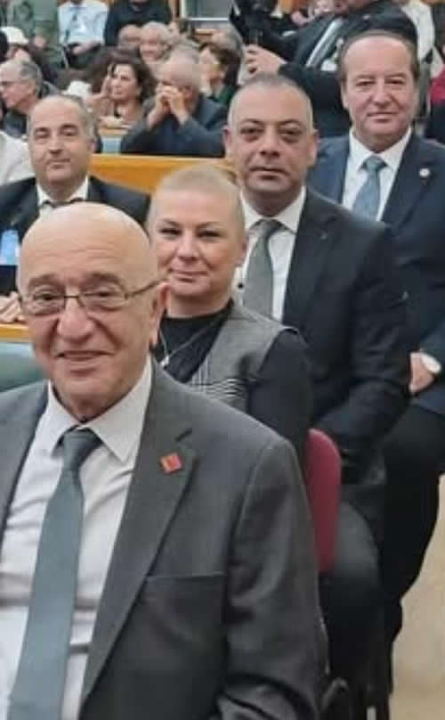 Özel