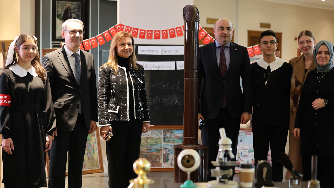 Ögretmenler Günü-1