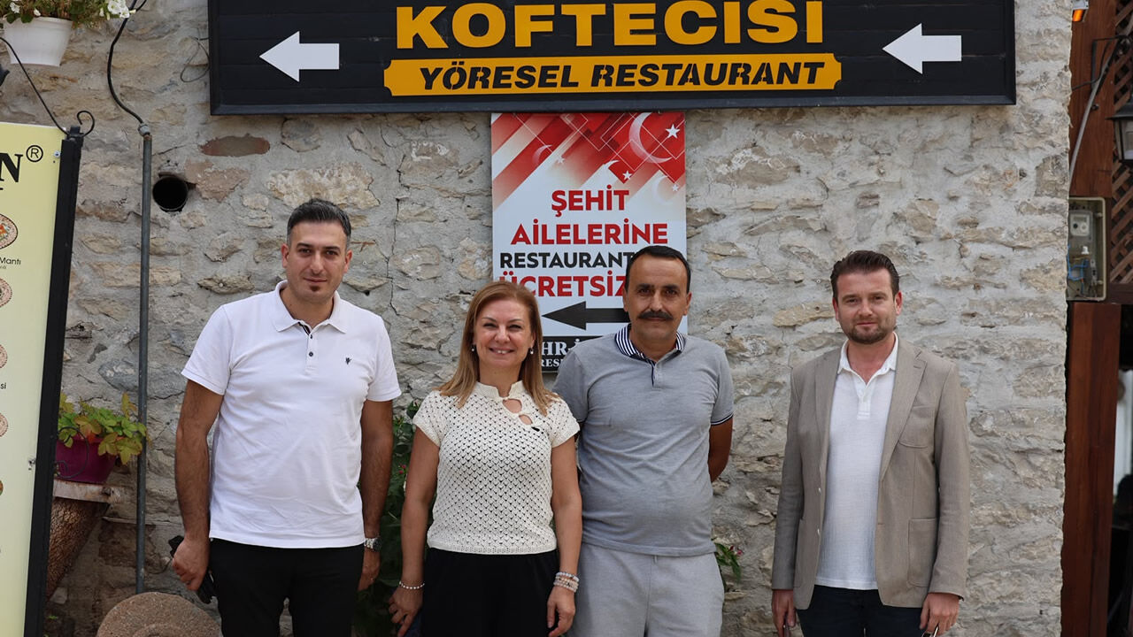 Elif Kose Tarihi Carsida Esnafin Nabzini Tuttu