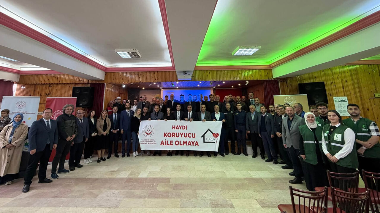 GÖNÜL ELÇİLERİ EFLANİ'DE KORUYUCU AİLE İÇİN BULUŞTU