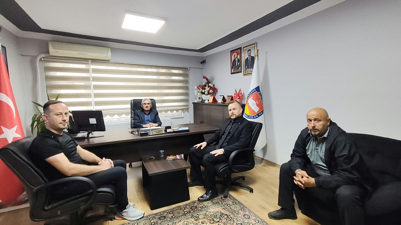 YENİDEN REFAH’TAN ŞOFÖRLER ODASINA ZİYERET