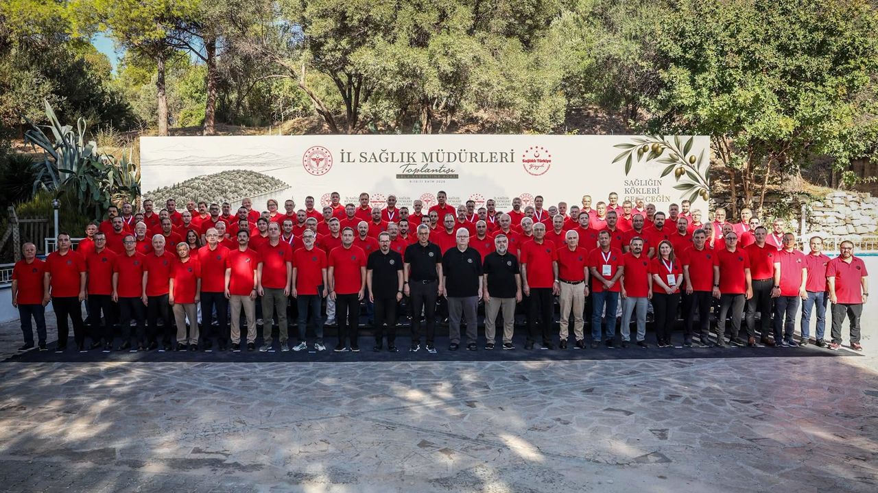 SAĞLIK MÜDÜRLERİ TOPLANTISI URLA’DA YAPILDI